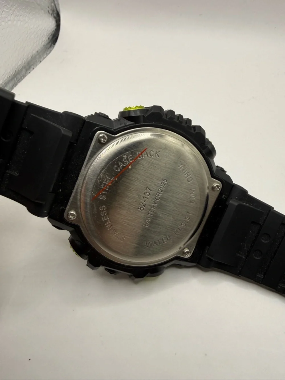 George Men's Digital Sport Wristwatch Plastic Strap Black Yellow Bezel Beautiful